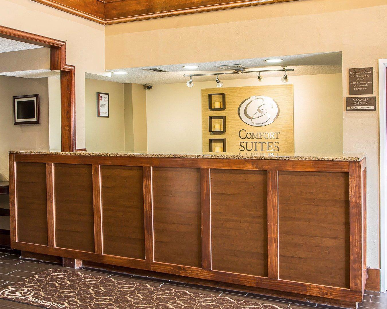 Comfort Suites Near I-80 And I-94 Lansing Buitenkant foto
